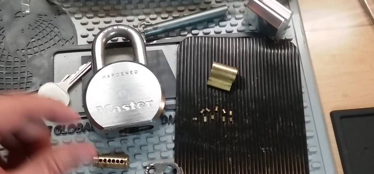 Rekey Master Lock in Rosedale